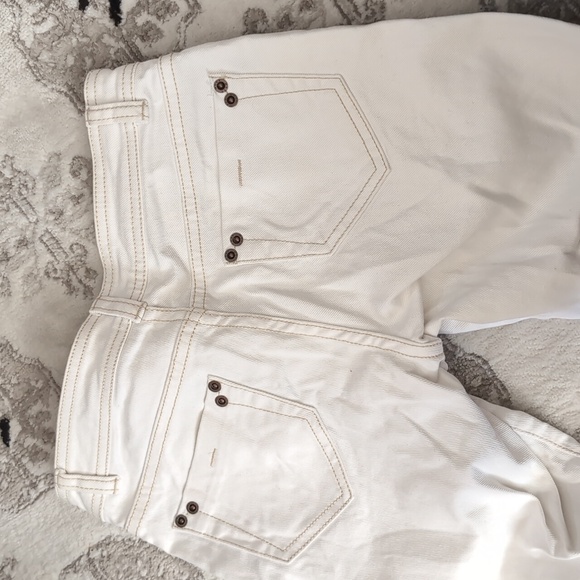 Sz 2(32) MEXX Capris white Jeans - Women’s - Picture 6 of 8
